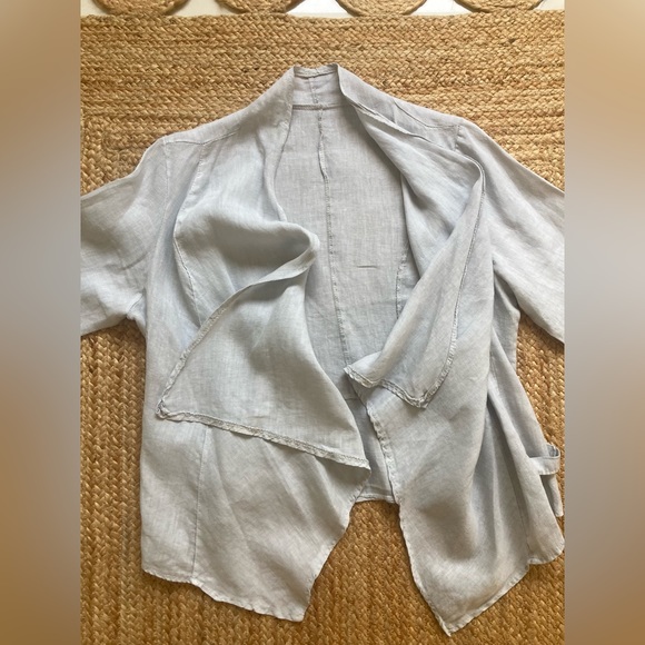 Lightweight Linen Blazer - Picture 9 of 15